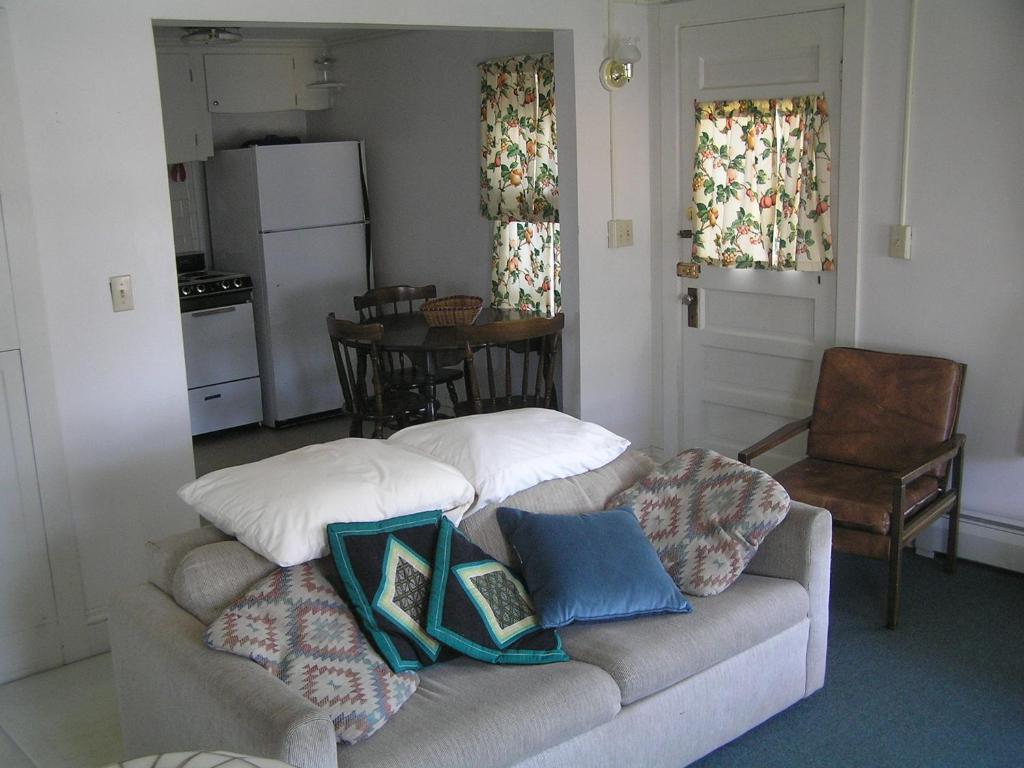 Beach Walk Apartments And Cottages Old Orchard Beach Room photo